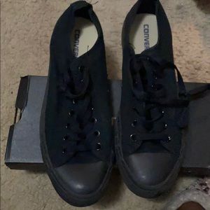 Unisex Black Converse